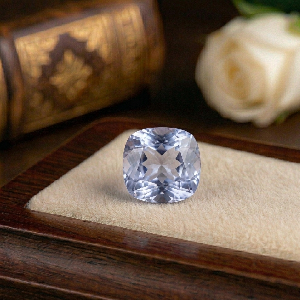 WHITE SAPPHIRE